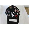 Image 1 : NEW YORK YANKEE BALL CAP AND 15 TEAM PINS