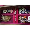 Image 3 : JEWELRY BOX WITH CONTENTS