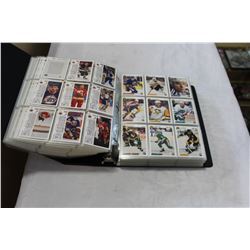 BINDER OF HOCKEY CARDS