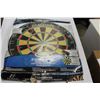 Image 3 : DARTBOARD AND POKER SET
