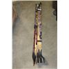 Image 2 : 6 HOCKEY STICKS AND GOALIE STICKS