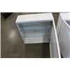 Image 4 : 2 ONE DOOR MEDICINE CABINETS