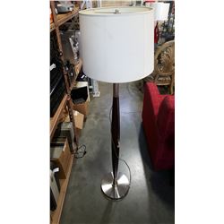 MODERN FLOOR LAMP WITH WHITE SHADE