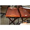 Image 2 : 2 SERVING TRAYS WITH FOLDING STANDS