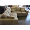 Image 2 : AS NEW DELUX DESIGN 2 PIECE CONTEMPORARY SECTIONAL SOFA WITH ACCENT PILLOWS