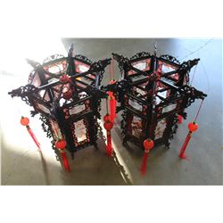 2 CHINESE DECORATIVE LAMPS