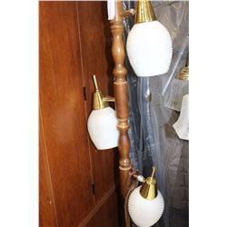 VINTAGE POLE LAMP