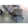 Image 1 : ROLLING GAS LIFT OFFICE CHAIR, VERY COMFORTABLE!