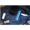 Image 2 : RAMBO HORSE BLANKET, HELMET AND COMB