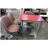 Image 2 : RETRO DINING TABLE W/ 3 ROLLING CHAIRS