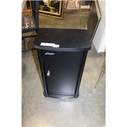 BLACK 1 DOOR STAND