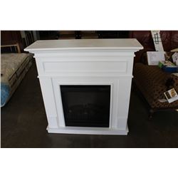 DIMPLEX ELECTRIC FIREPLACE