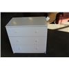 Image 1 : 3 DRAWER WHITE DRESSER