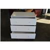 Image 2 : 3 DRAWER WHITE DRESSER