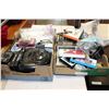 Image 1 : 2 TRAYS OF ELECTRONICS