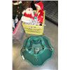 Image 2 : TOTE AND CRATE OF XMAS DECOR