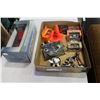 Image 1 : TRAY OF COLLECTIBLE CARS AND TOYS