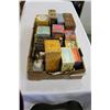Image 1 : TRAY OF COLLECTIBLE AVON PRODUCTS