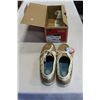 Image 1 : BRAND NEW IN BOX SIZE 8 VANS LADIES WITH TAGS