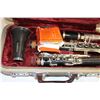 Image 2 : CLARINET IN CASE