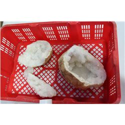 THUNDER EGG GEODE PIECES