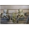 Image 2 : STONE FOU DOGS FIGURES AND STAMP