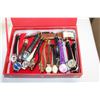 Image 2 : LARGE BAG OF WATCHES AND BOX OF LADIES WATCHES