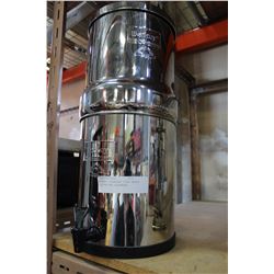 BERKEY STAINLESS STEEL WATER FILTER AND DISPENSER