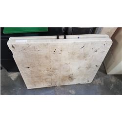 FOLDING MARKET TABLE