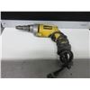 Image 1 : DeWalt 1/4" Deck Screw Gun as they come all working Excellent