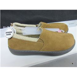 New Mossimo Mens Slippers Genuine suede non marking sole size 11