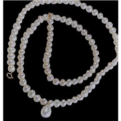 18" Freshwater Pearl Droplet 14kt Gold Necklace