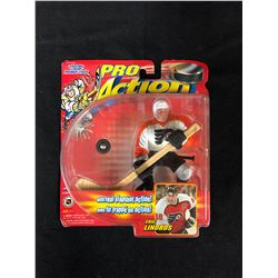 STARTING LINE-UP PRO ACTION HOCKEY FIGURE (ERIC LINDROS)