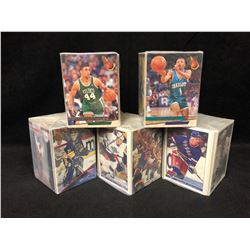 MIXED SPORTS TRADING CARD LOT