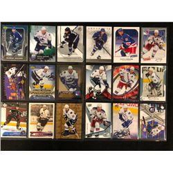 HOCKEY TRADING CARDS LOT