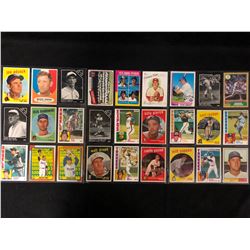 BASEBALL TRADING CARDS LOT