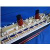 Image 23 : RMS Queen Mary Limited 40" w/ LED Lights Model Cruise Ship