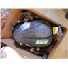 Image 1 : box with 11 Goose decoys