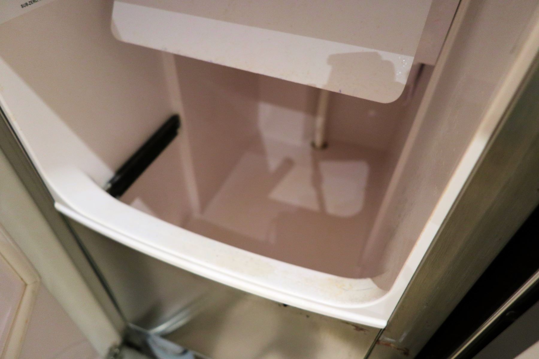 Sub Zero Undercounter Ice Machine Perfect Solution for Space-Saving and Noise Reduction Sub Zero Undercounter Ice Machine Perfect Solution for Space-Saving and Noise Reduction