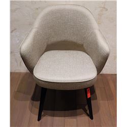 Knoll Saarinen Executive Arm Chairs, Back Ht 31.5”, $1500 Retail Each