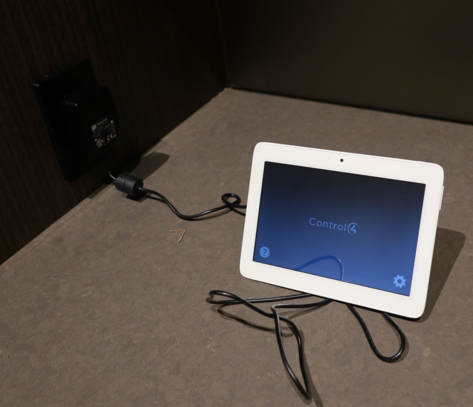 Control4 Tablet - Oahu Auctions