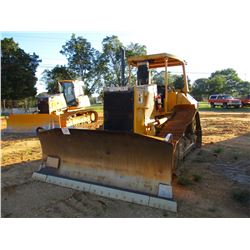 CAT D6M XL CRAWLER TRACTOR, VIN/SN:3WN03271 - 6 WAY BLADE, FTC, SYSTEM 1 U/C, CANOPY, METER READING