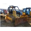 Image 2 : 2016 CAT D5K2 XL CRAWLER TRACTOR, VIN/SN:KW200429 - 6 WAY BLADE, SYSTEM 1 U/C, CANOPY, SWEEPS, SCREE