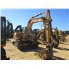 Image 2 : GEHL G8002 RD HYDRAULIC EXCAVATOR, VIN/SN:AB02835 - 6' STICK, 24" BUCKET, HYD THUB, AUX HYD, BLADE,