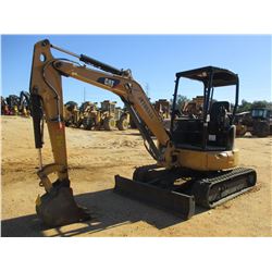 2015 CAT 303.5E2 CR MINI EXCAVATOR, VIN/SN:JWY00333 - 4'-6" STICK, 14" BUCKET, AUX HYD, BLADE, RUBBE