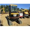 Image 5 : CAT 303CR EXCAVATOR, VIN/SN:DMA04314 - 5'-6" STICK, 18" BUCKET, HYD THUMB, AUX HYD, BLADE, RUBBER TR