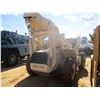 Image 5 : INGERSOLL RAND VR90C TELESCOPIC FORKLIFT, VIN/SN:157268 - 9000# CAPACITY, CANOPY, METER READING 910