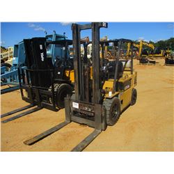 CAT VC60E FORKLIFTS, VIN/SN:3WK00473 - LP, 6,000# CAPACITY, DOUBLE STAGE MAST, CANOPY, METER READING