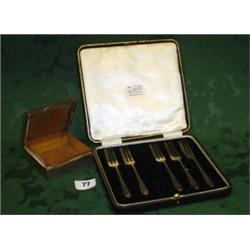 Silver hallmarked (rubbed) cigarette box 3.5" x 3.5" square plus a cased part set of silver hallmark