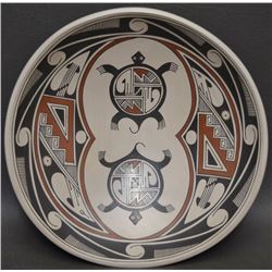 MATA ORTIZ POTTERY PLATE (DOMINGUEZ)